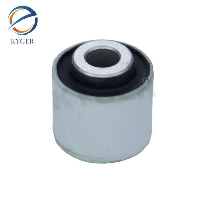 Mua LR000520 Auto Engine Parts Engine Rubber Mount Bushing J9C12037 For Land Rover Freelander 2 Discovery Sport Range Rover Evoque sản xuất trực tuyến