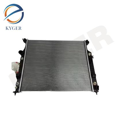 Mua 2515000303 Engine Cooling Radiator Heat Resistance For Mercedes Benz W164 sản xuất trực tuyến