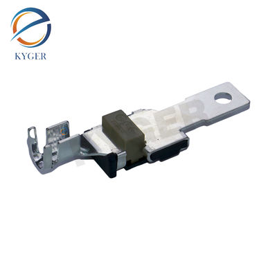 LR033014 LR026101 LR076232 LR067369 Auto Parts Battery Positive Buckle LR026101 LR033014 For Range Rover Evoque