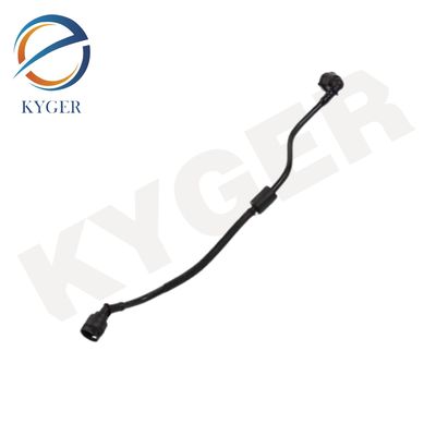 1712 8602 646 Hệ thống làm mát Phụ tùng ô tô Động cơ Bộ tản nhiệt Ống làm mát Ống nước cho BMW 540Li 740i 740Li 17128602646